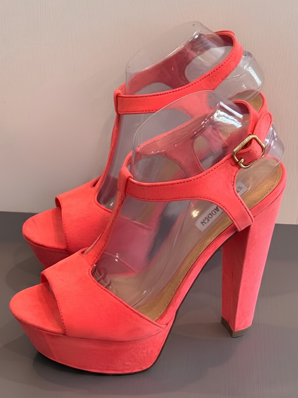 Steve Madden Coral Faux Suede Platform Heels Size 9 Chunky Block Heel Y2K